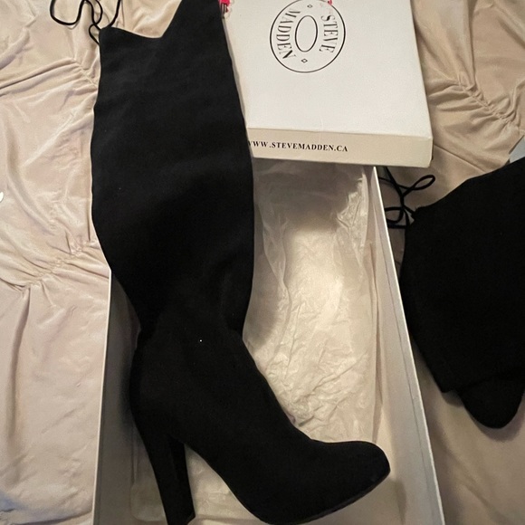 Steve Madden black suede over the knee boot size 7 - Picture 9 of 10